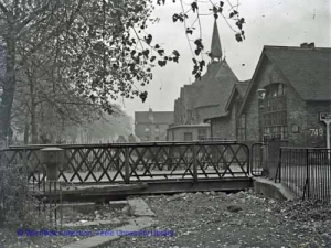 Stoke, swing bridge on the Newcastle canal, Boothen (n.d.)